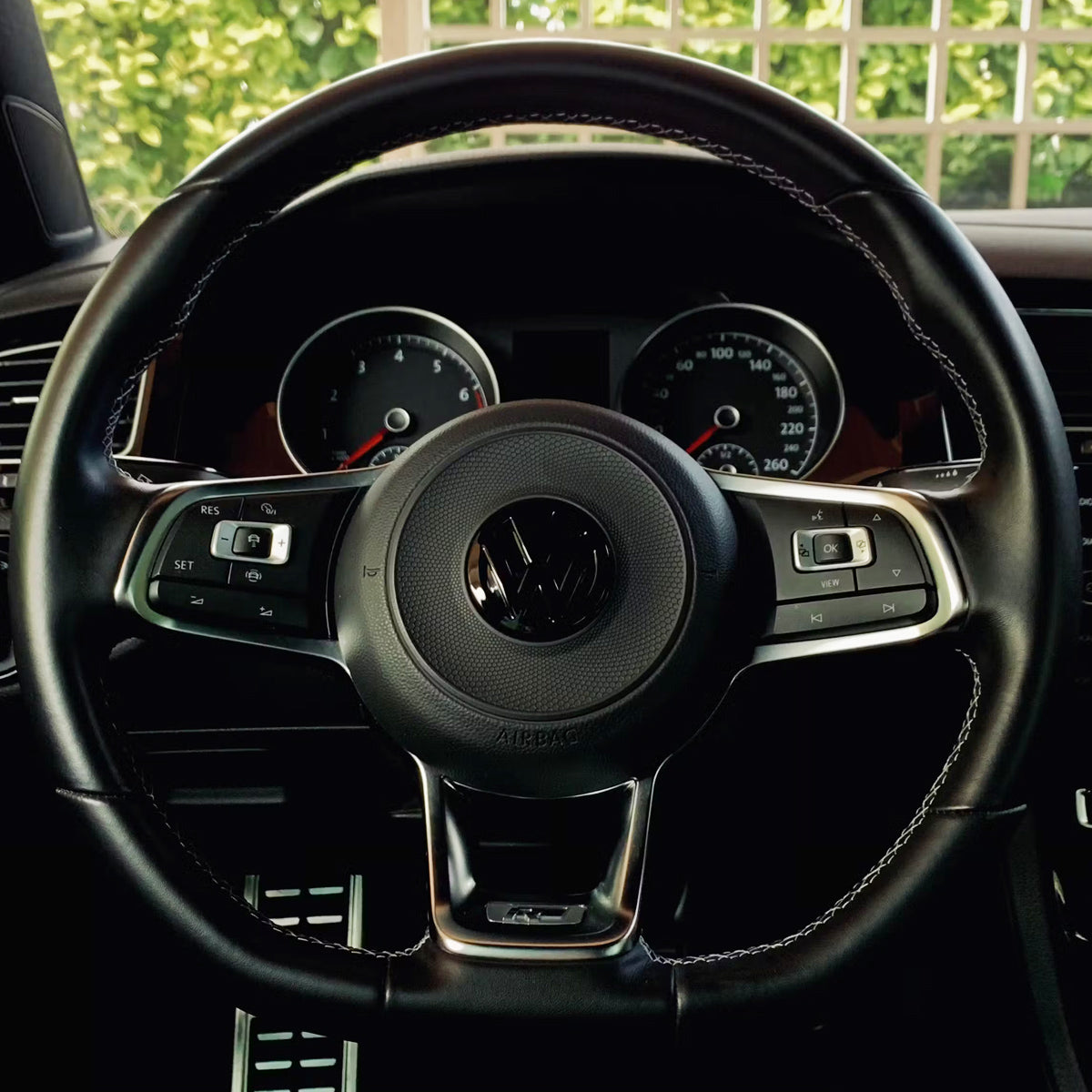 Black VW Airbag Emblem for VW Golf MK7 MK7.5