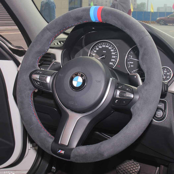 Housse de volant personnalisée en Alcantara pour BMW