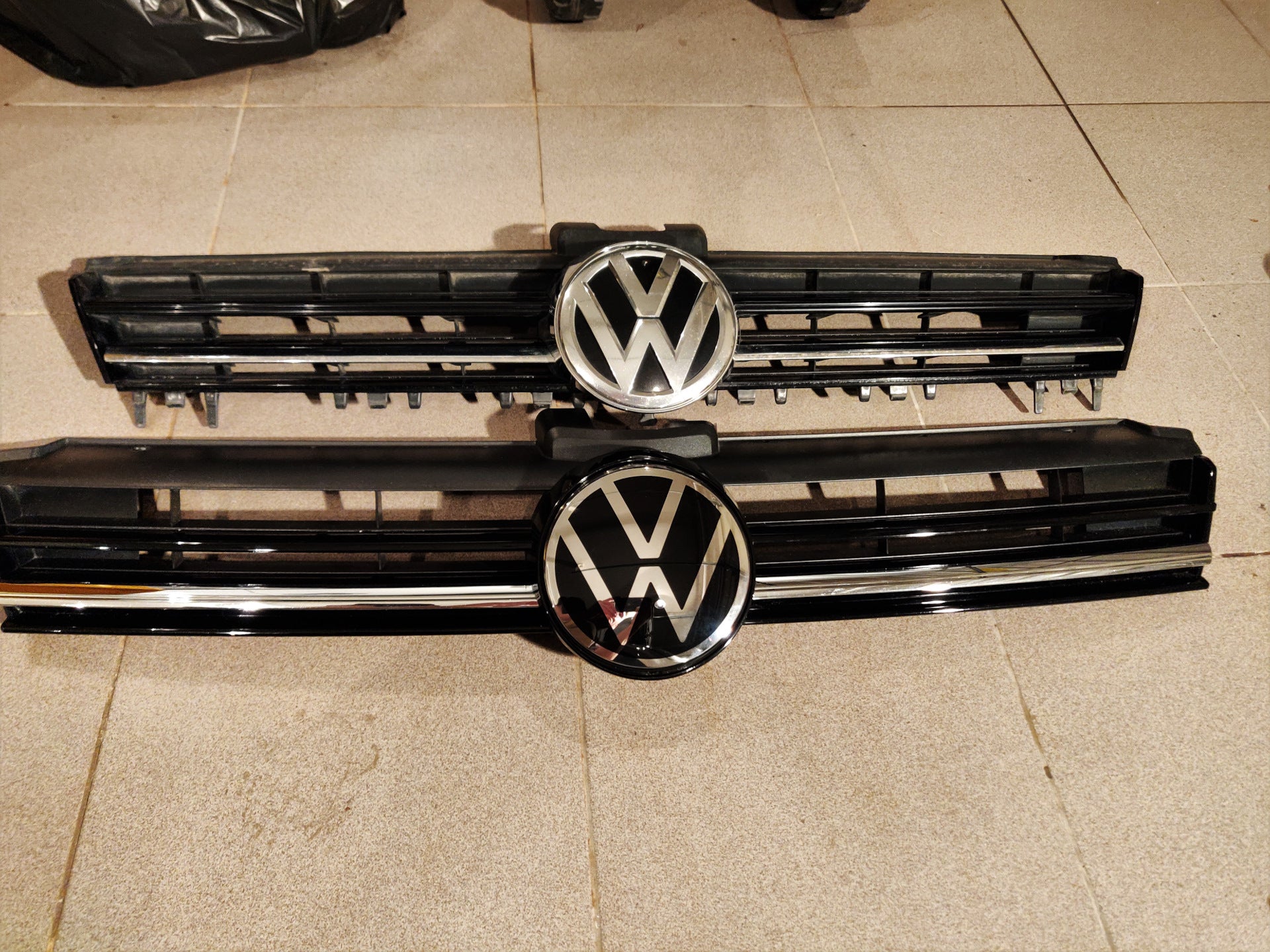 Modern Style VW Badge Golf MK7.5 & Jetta 2GM853601EDPJ / 3G0853601AJZA