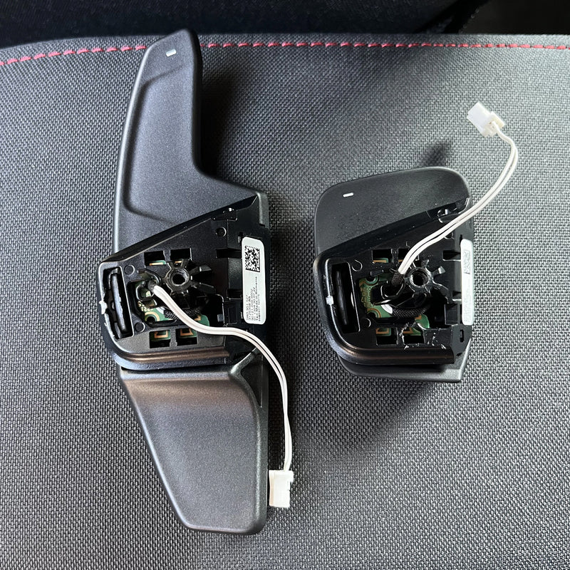 VW Golf GTI MK8 Schaltwippen aus Kohlefaser